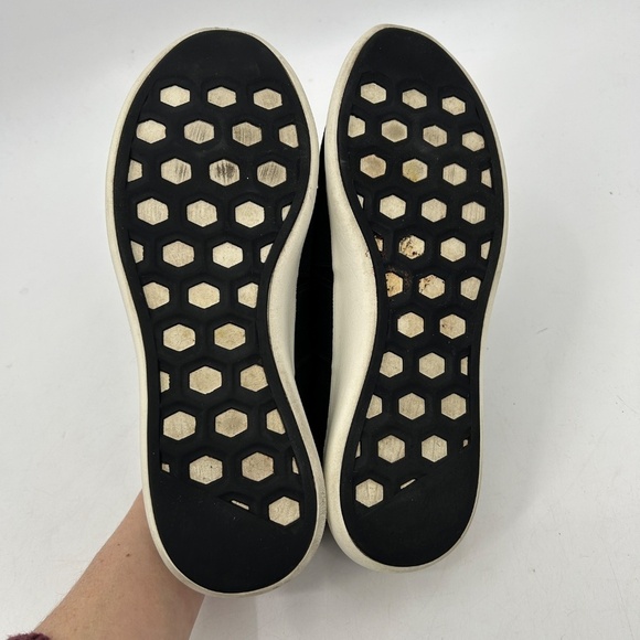 VINCE Women's Black White Aston Slip On Mesh Knit Lightweight Sneaker Shoes 8 - Picture 8 of 9